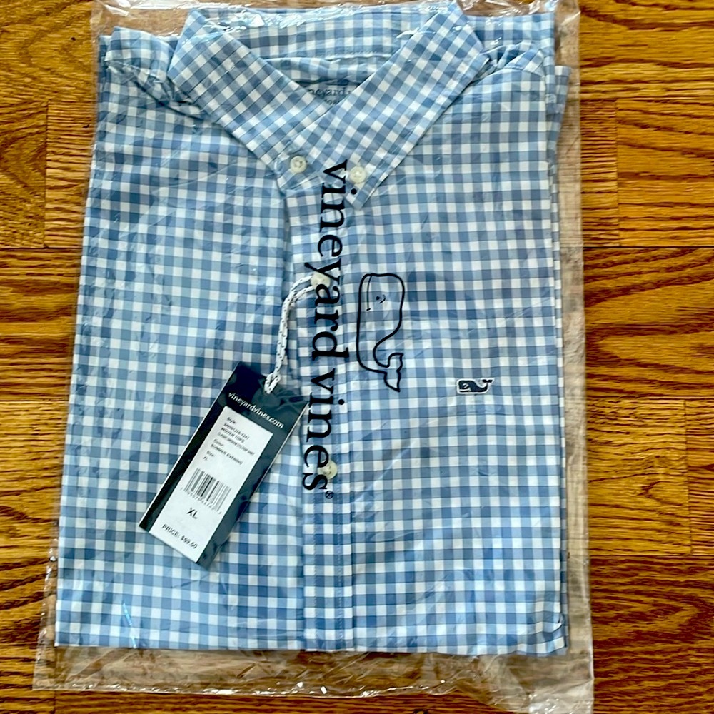 Vineyard vines, long sleeved, button-down performance, cotton, NWT size XL boys